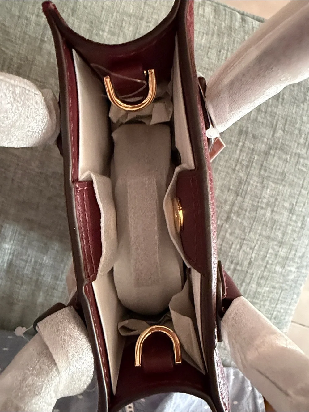 Michael Kors compact pebbled